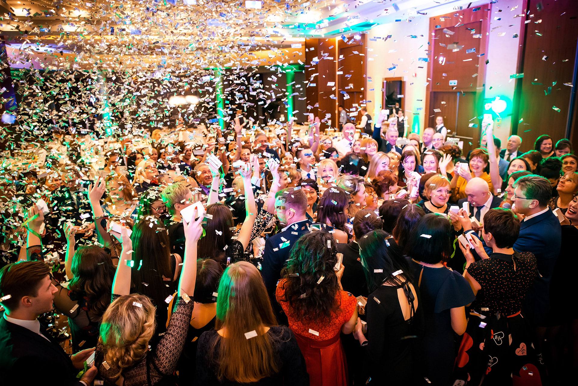 An exquisite wedding holiday  Zivnuro 